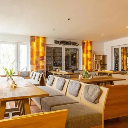 Апартаменты Salzturmzimmer